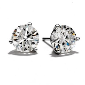 Perect diamond studs